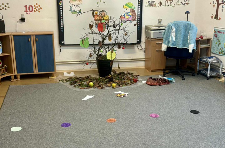 Mesiac úcty k starším v MŠ 10/2025