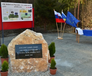 Slávnostné poklopanie základného kameňa mostu