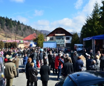 Slávnostné poklopanie základného kameňa mostu