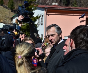 Slávnostné poklopanie základného kameňa mostu