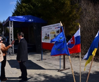 Slávnostné poklopanie základného kameňa mostu