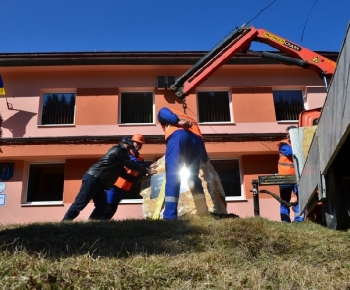 Slávnostné poklopanie základného kameňa mostu