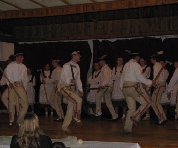 Vystúpenie folklórneho súboru